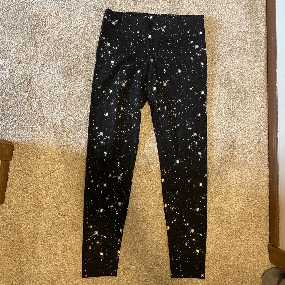 PINK Victoria’s Secret Ultimate Yoga Leggings